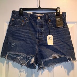 NWT Levi Shorts